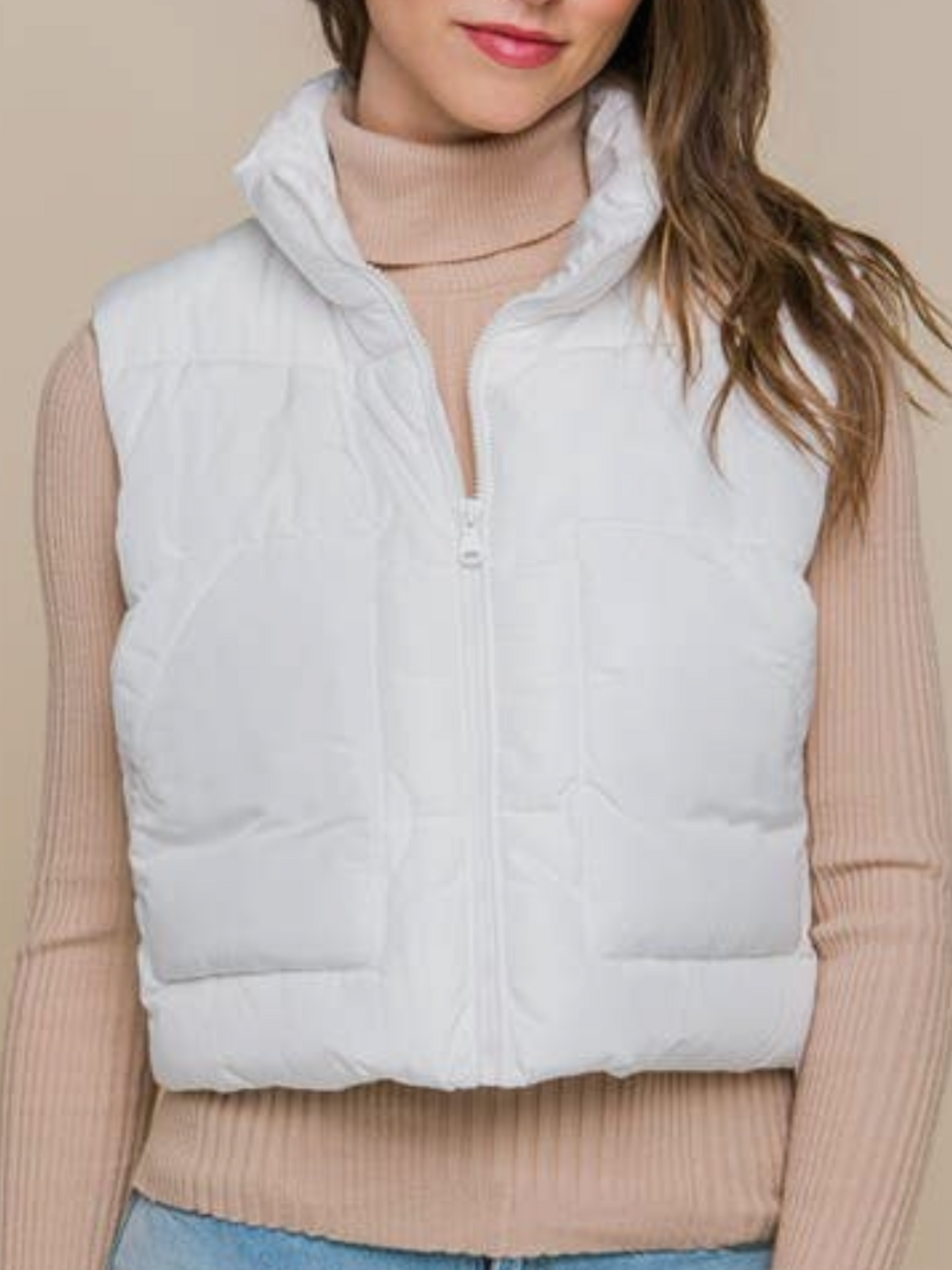 Cropped Puffer Vest | White